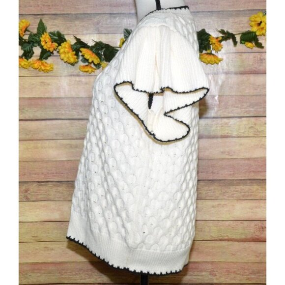 NWOT Oddy Ladies L Cream Textured Knit Sweater Short Flutter Sleeves Popover - Picture 7 of 11